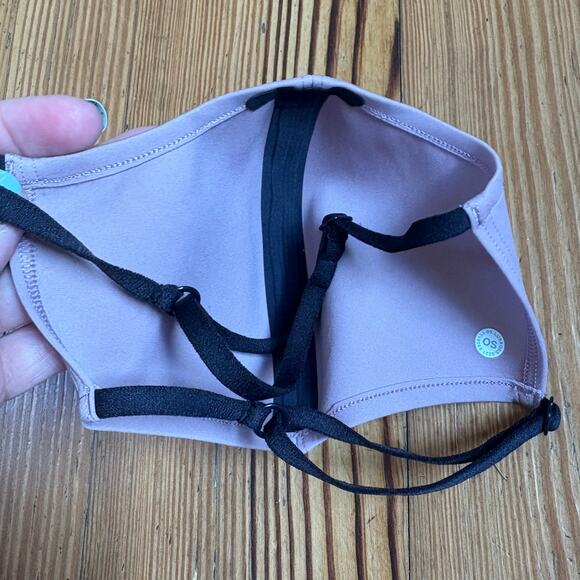 Lululemon light purple adjustable face mask SIZE OS - Picture 2 of 4